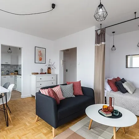 Superapart Korsykanska 1 Varšava