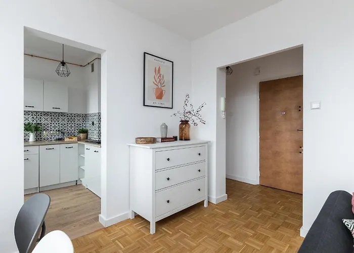 Superapart Korsykanska 1