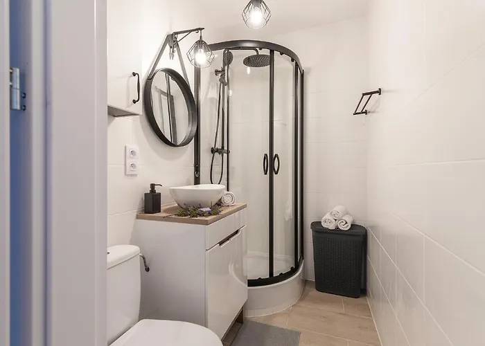 Superapart Korsykanska 1 Apartamento *